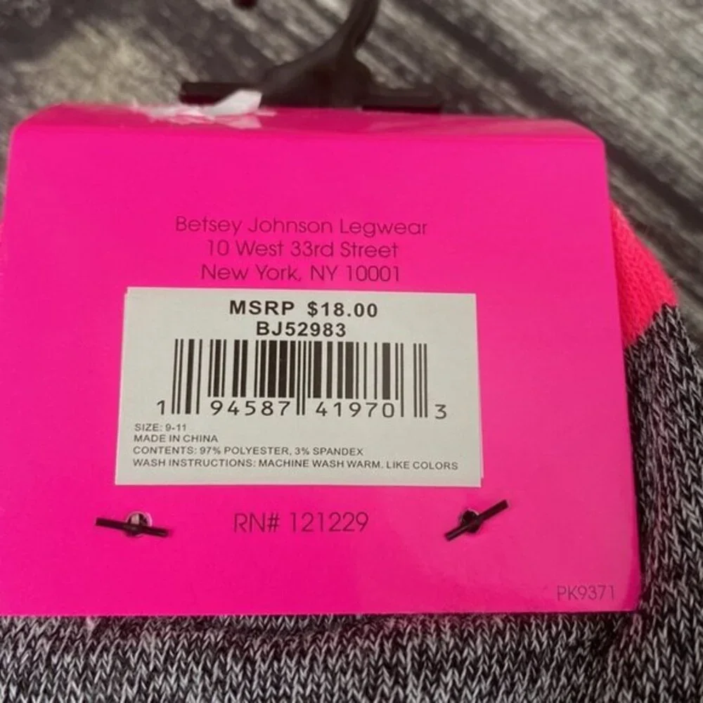 Betsey Johnson Neon Gray Print Low Cuts Ankle socks 10 set size 5-10 new